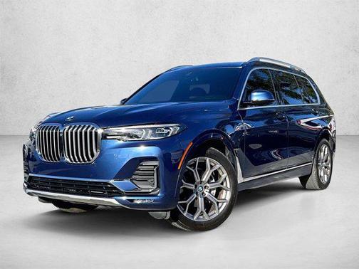 Phytonic Blue Metallic 2022 BMW X7 xDrive40i