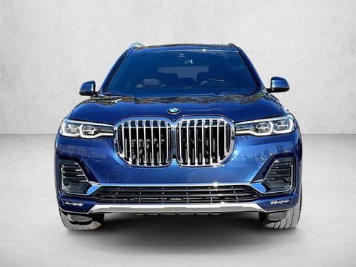 Phytonic Blue Metallic 2022 BMW X7 xDrive40i