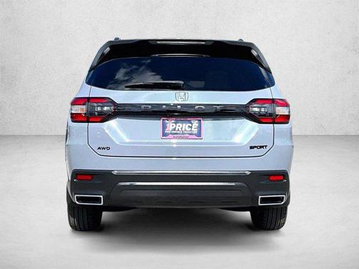 Sonic Gray Pearl 2025 Honda Pilot Sport