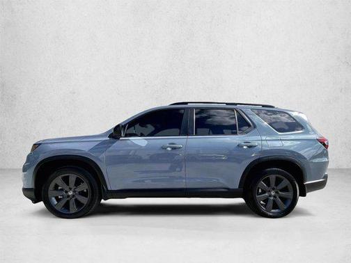 Sonic Gray Pearl 2025 Honda Pilot Sport