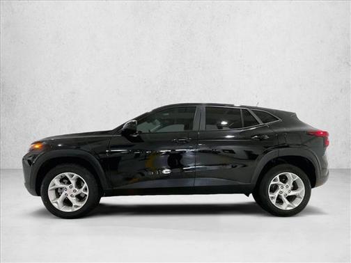 Mosaic Black Metallic 2024 Chevrolet Trax LS