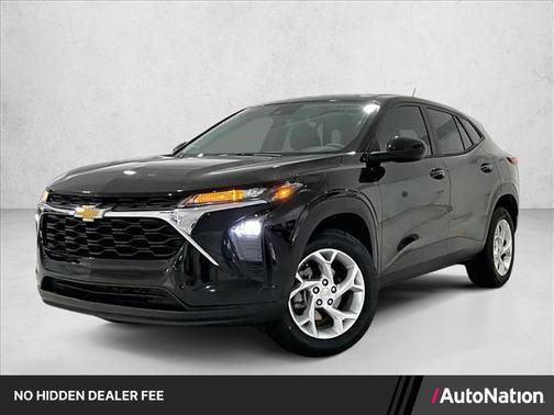 Mosaic Black Metallic 2024 Chevrolet Trax LS