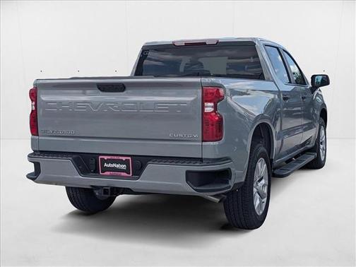 2025 Chevrolet Silverado 1500 Custom