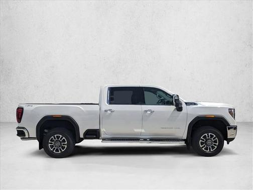 2022 GMC Sierra 2500 SLT