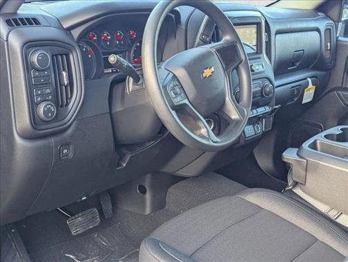 2025 Chevrolet Silverado 2500 Custom