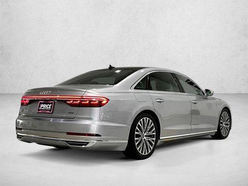 Florett Silver Metallic 2019 Audi A8 55