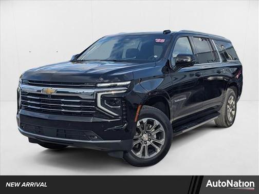 2025 Chevrolet Suburban LT