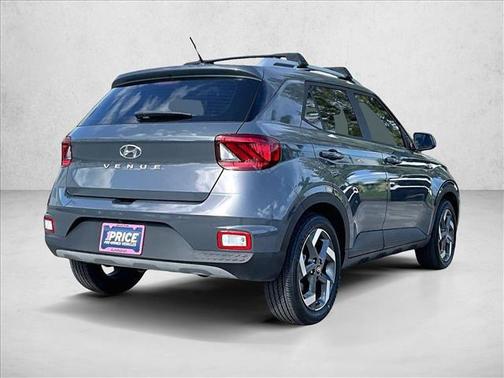 Ecotronic Gray 2024 Hyundai VENUE SEL