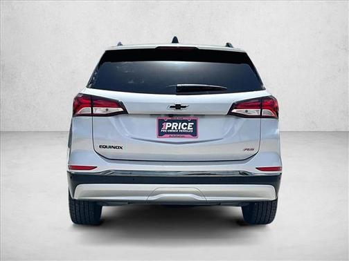 Silver Ice Metallic 2022 Chevrolet Equinox FWD RS