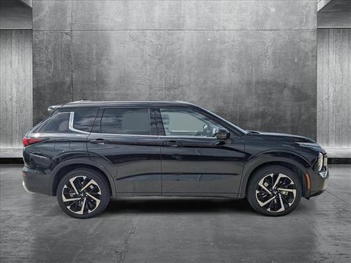 2023 Mitsubishi Outlander SEL 2.5 2WD