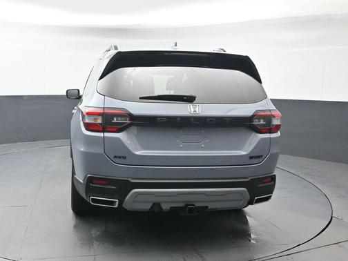 2023 Honda Pilot AWD Sport