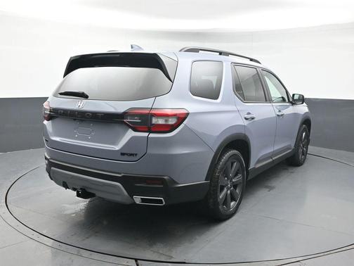 2023 Honda Pilot AWD Sport
