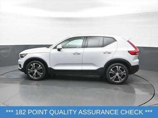 2022 Volvo XC40 T5 Inscription