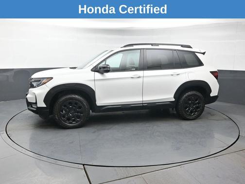 Platinum White Pearl 2023 Honda Passport AWD TrailSport