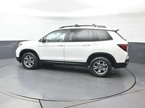 2023 Honda Passport AWD TrailSport