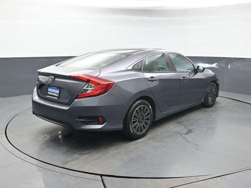 Polished Metal Metallic 2017 Honda Civic LX