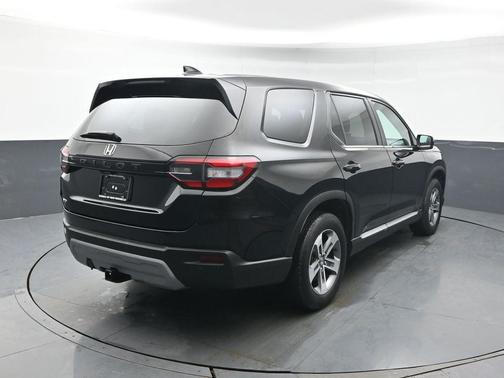 2023 Honda Pilot AWD EX-L 7 Passenger