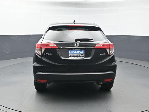 Crystal Black Pearl 2022 Honda HR-V LX