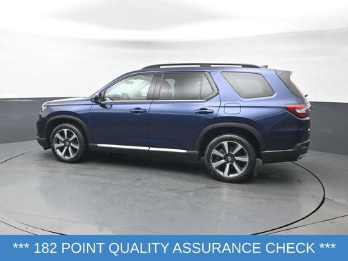 2023 Honda Pilot AWD Elite