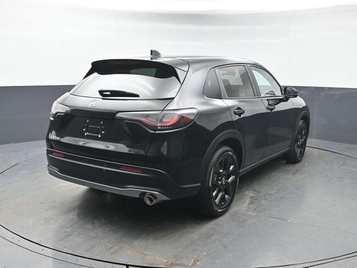 2025 Honda HR-V AWD Sport