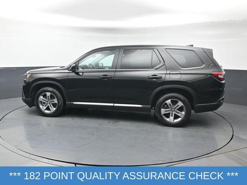 2023 Honda Pilot AWD EX-L 8 Passenger