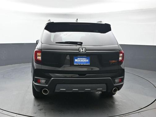 2023 Honda Passport AWD TrailSport