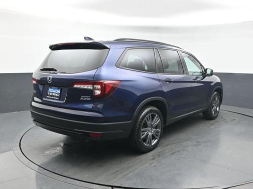 2022 Honda Pilot AWD Sport