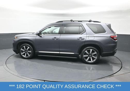 2023 Honda Pilot Touring 8-Passenger