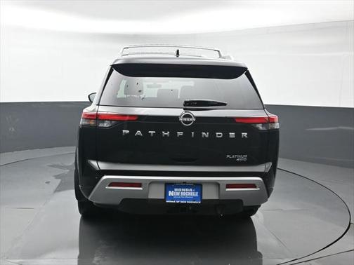 2024 Nissan Pathfinder Platinum 4WD