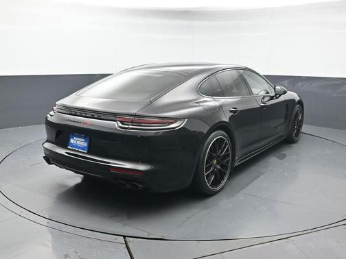 2020 Porsche Panamera GTS