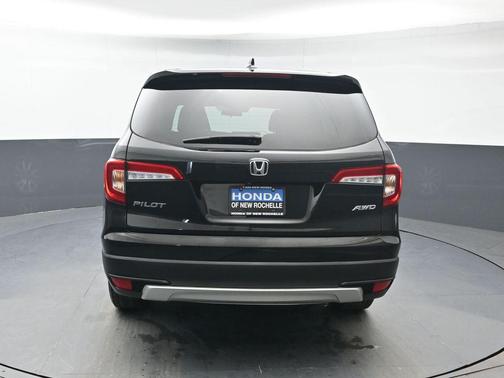 Crystal Black Pearl 2020 Honda Pilot AWD EX