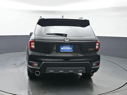 2022 Honda Passport AWD TrailSport