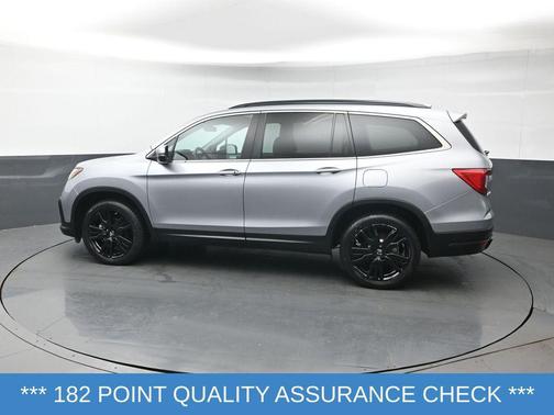 Lunar Silver Metallic 2022 Honda Pilot AWD Special Edition