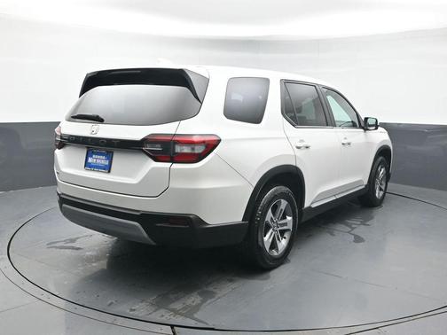 2023 Honda Pilot AWD EX-L 7 Passenger