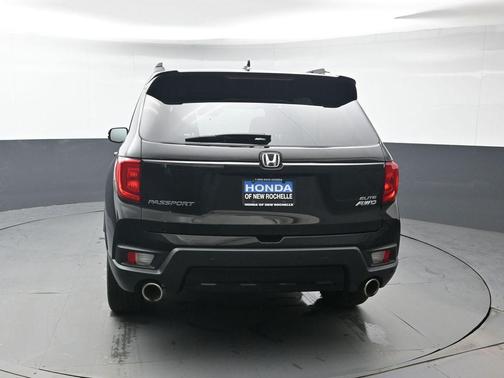 Crystal Black Pearl 2023 Honda Passport AWD Elite