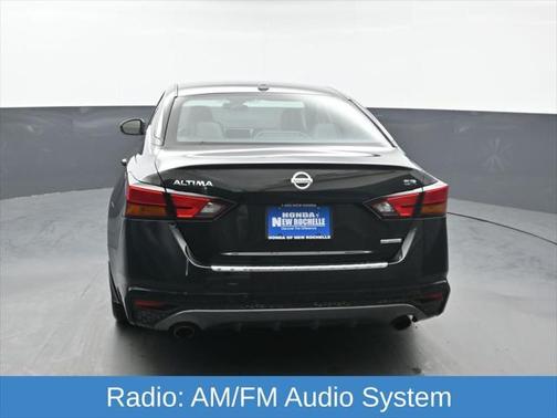 2022 Nissan Altima SR VC-Turbo FWD