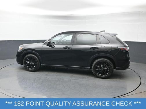 Crystal Black Pearl 2025 Honda HR-V AWD Sport