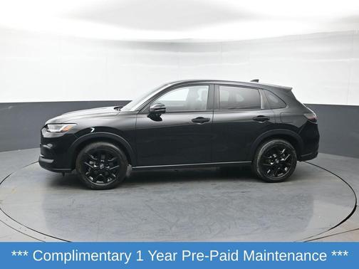 Crystal Black Pearl 2025 Honda HR-V AWD Sport