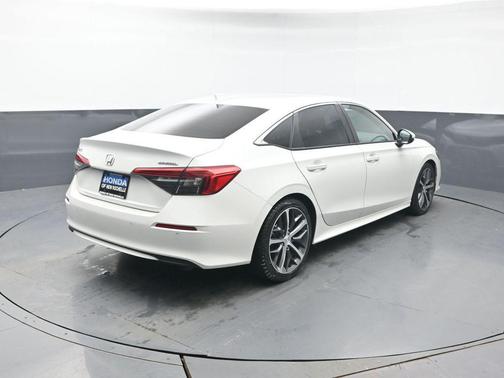 2023 Honda Civic Touring