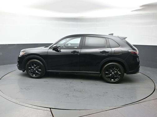 Urban Gray Pearl 2024 Honda HR-V AWD Sport