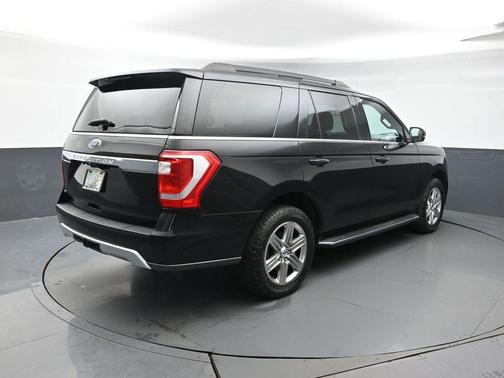 Agate Black Metallic 2021 Ford Expedition XLT