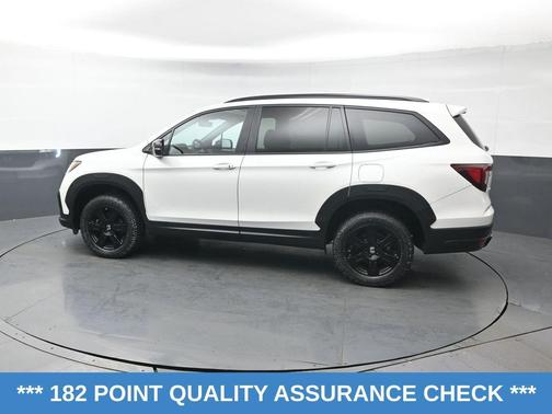 2022 Honda Pilot AWD TrailSport