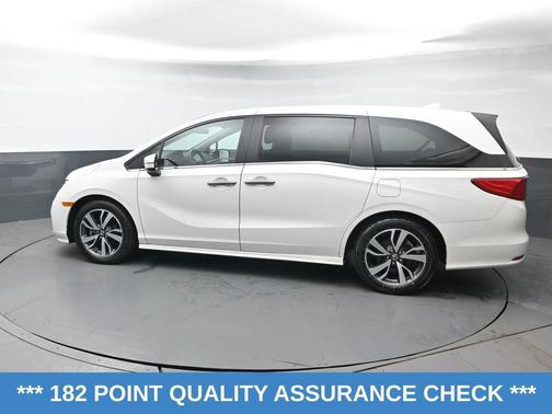 Platinum White Pearl 2023 Honda Odyssey Touring