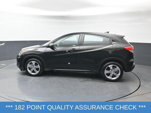 Crystal Black Pearl 2022 Honda HR-V LX