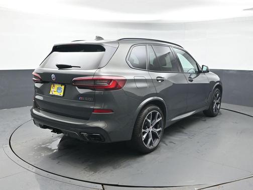 Dravit Grey Metallic 2023 BMW X5 M50i