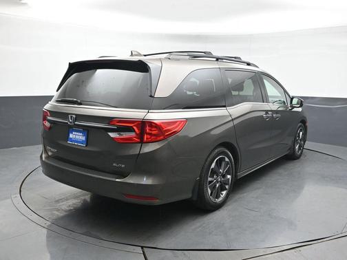 2022 Honda Odyssey Elite
