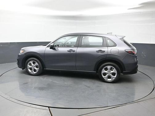 Modern Steel Metallic 2024 Honda HR-V LX