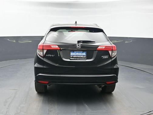 Crystal Black Pearl 2021 Honda HR-V AWD Sport