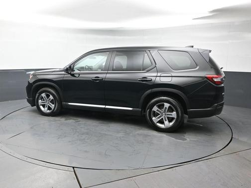 Crystal Black Pearl 2023 Honda Pilot AWD EX-L 7 Passenger