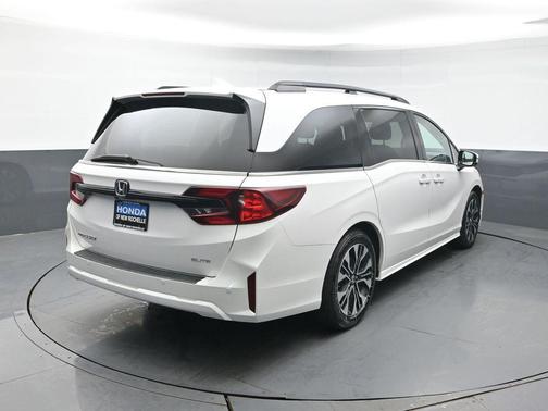 Platinum White Pearl 2025 Honda Odyssey Elite